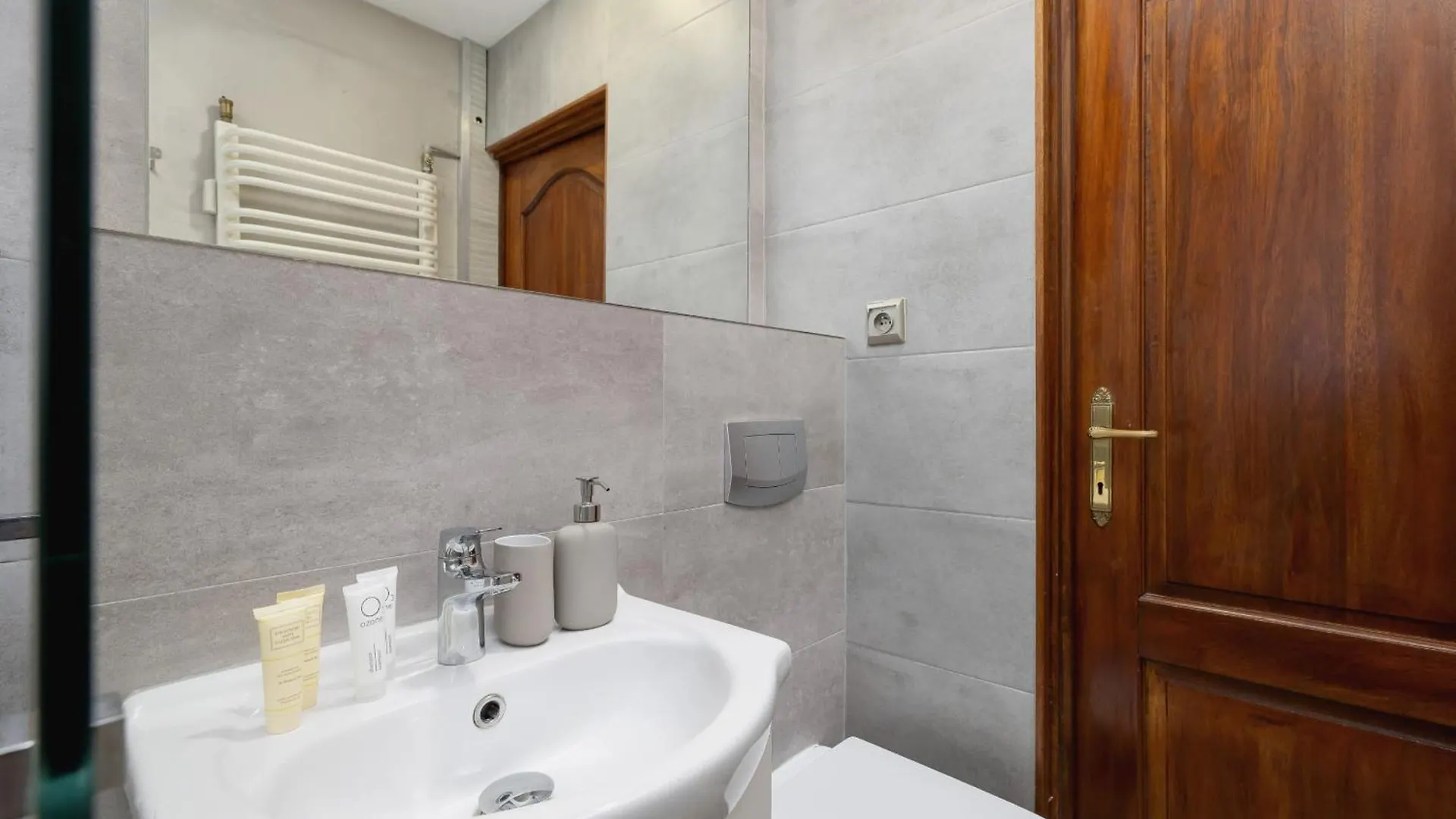 Osiedle Kasprusie Apartament Z 2 Balkonami Zakopane Centrum By Noclegi Renters Apartment